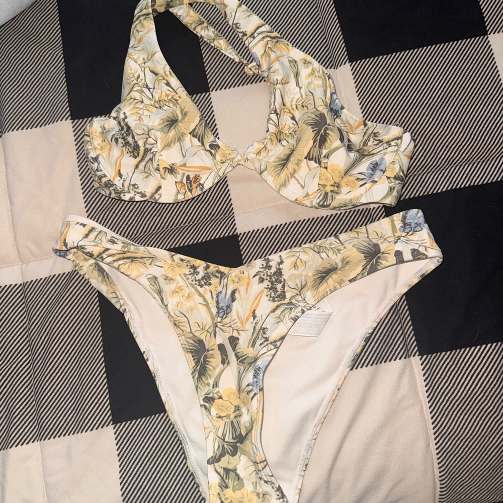 Abercrombie & Fitch Yellow Floral Bikini